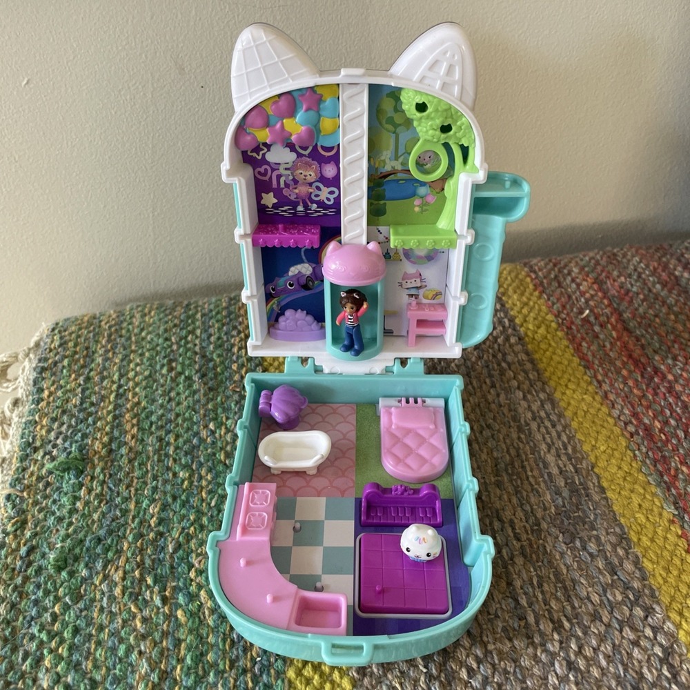 Polly Pocket x Gabby's Dollhouse Compact Toy mini house playset W/ 2 Figures